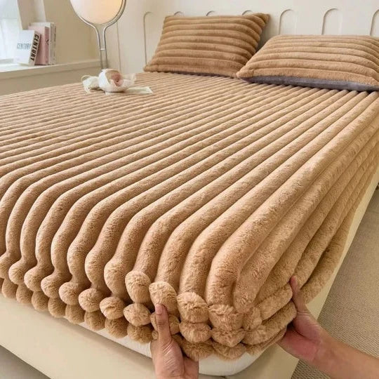 Fitted Sheet Plush Ribbed Knit & Snug Elastic Corners