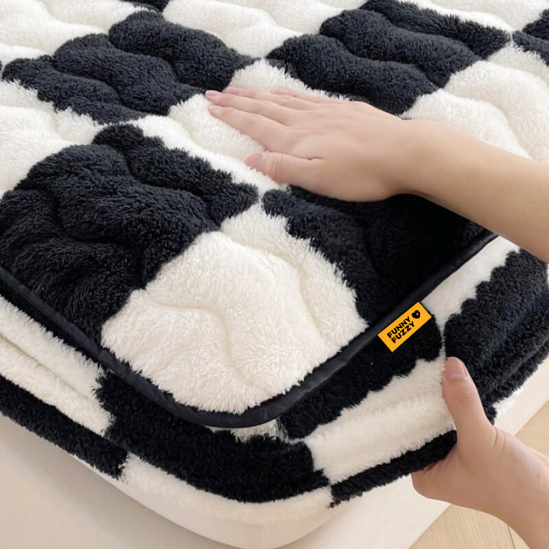 Fitted Sheet Velvet Checkered Elastic All Around