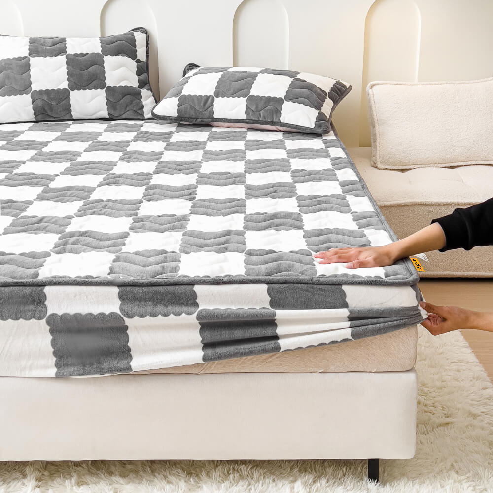 Fitted Sheet Velvet Checkered Elastic All Around