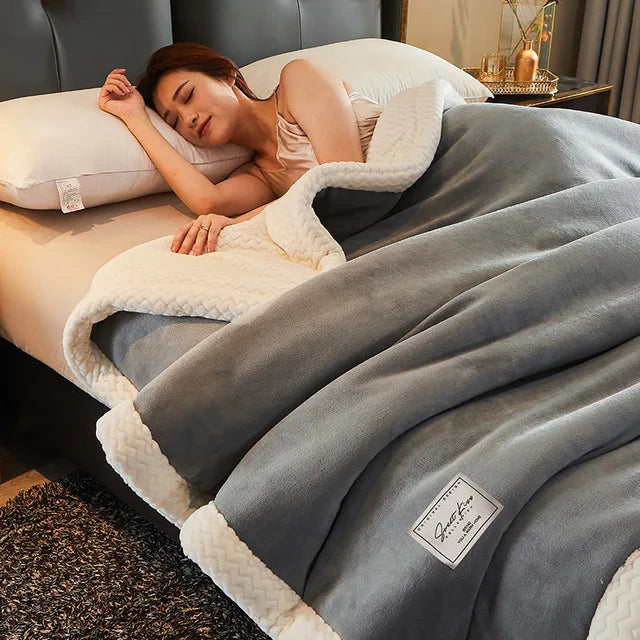 Fleece Blanket Ultra-Soft Polyester Heat-Regulating