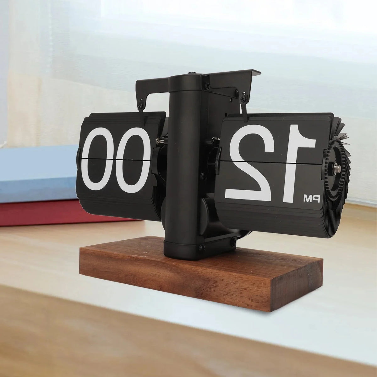 Flip Clock Silent Mechanical Black Walnut Frame