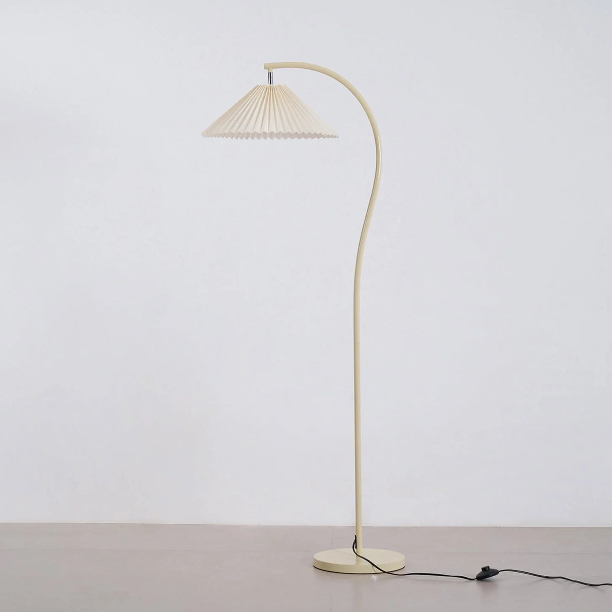 Floor Lamp Hand-Pleated Shade Dimmable Iron Base
