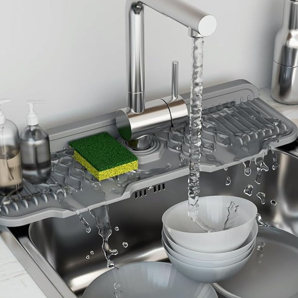 Foldable Sloped Rubber Sink Mat (Fits Most Taps)