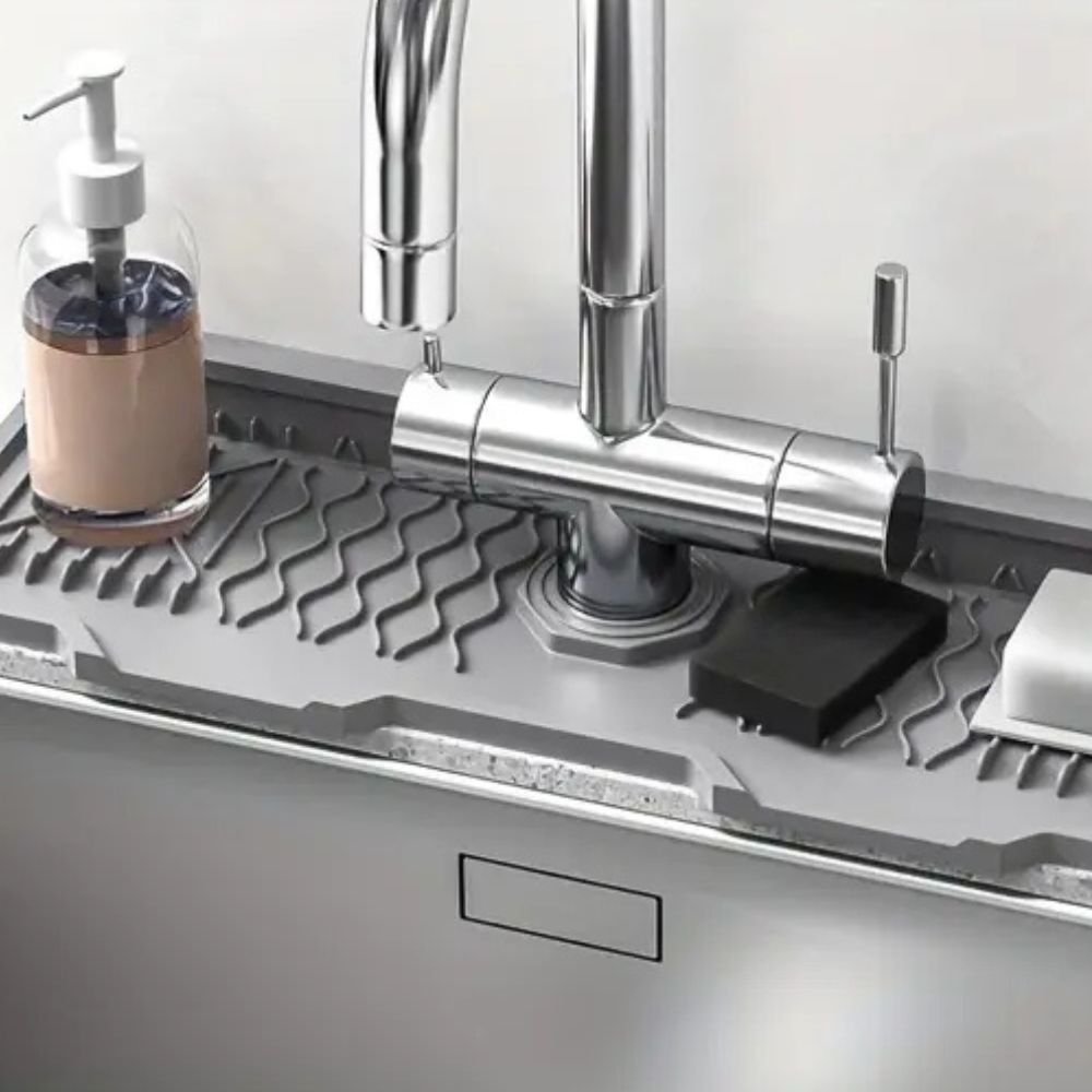 Foldable Sloped Rubber Sink Mat (Fits Most Taps)