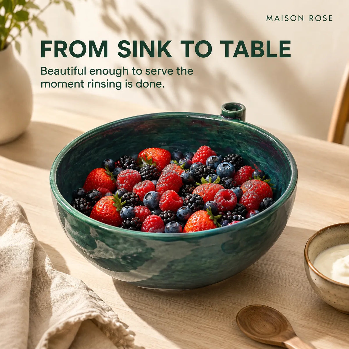Fruit Rinsing Bowl Glazed Ceramic Built-In Drainage