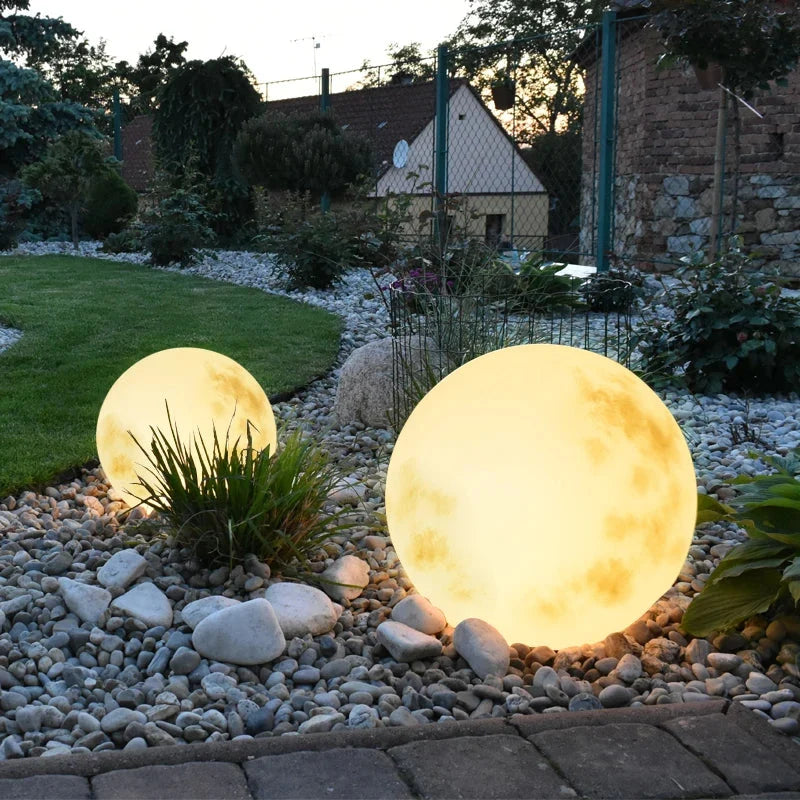 Garden Lamp Moon-Shaped USB Rechargeable & Weather-Resistant