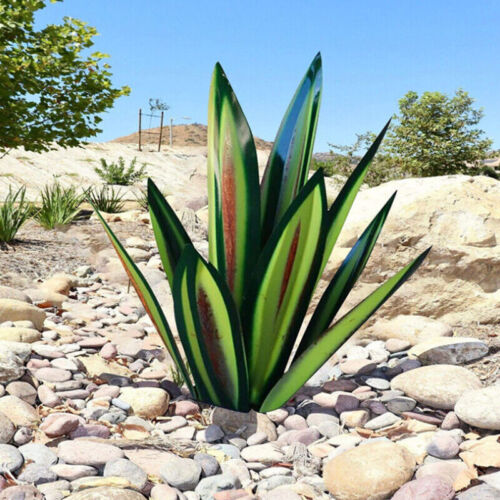 Garden Ornament Agave Design Weather-Resistant Metal & Ground Spike
