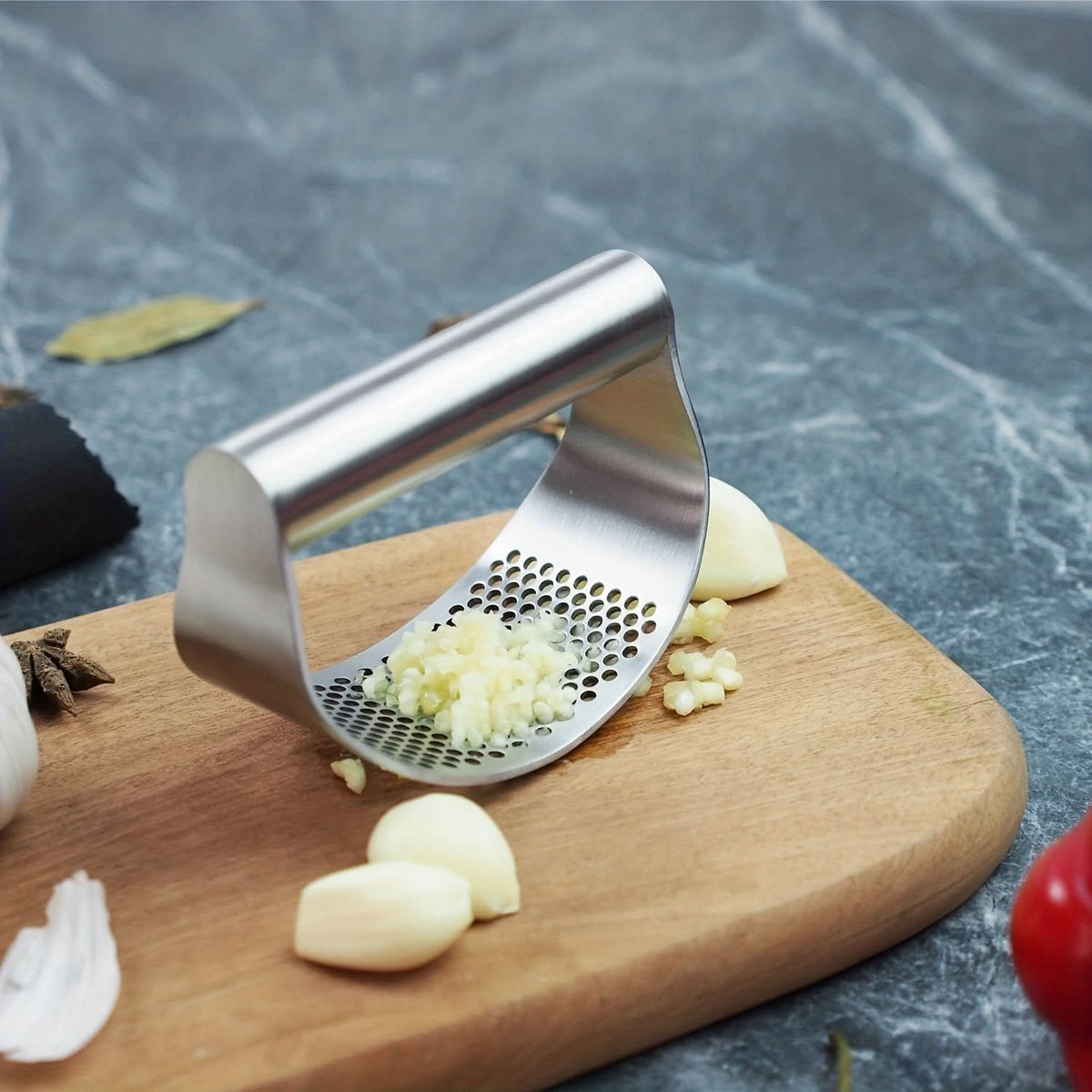 Garlic Press Stainless Steel Ergonomic Handle