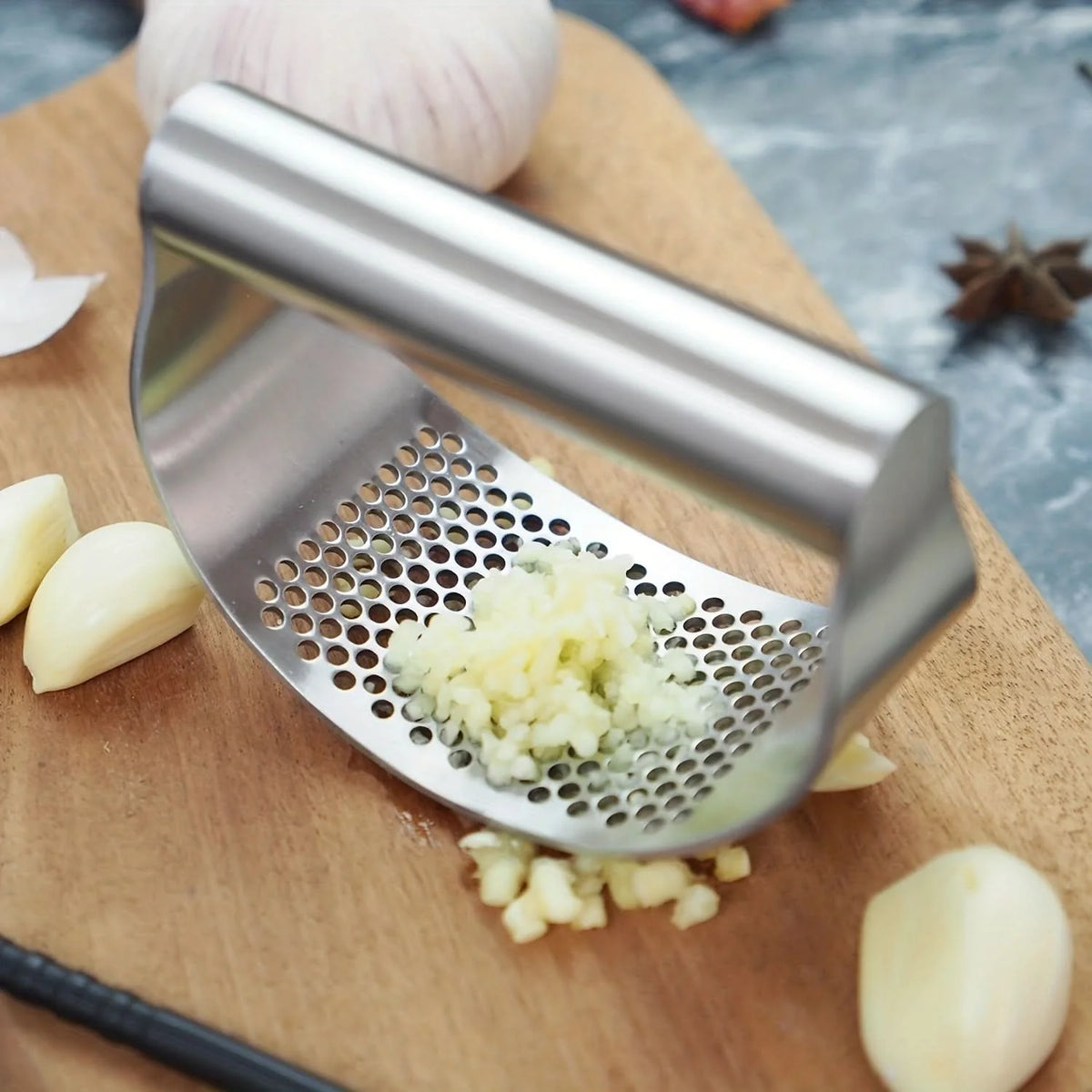 Garlic Press Stainless Steel Ergonomic Handle