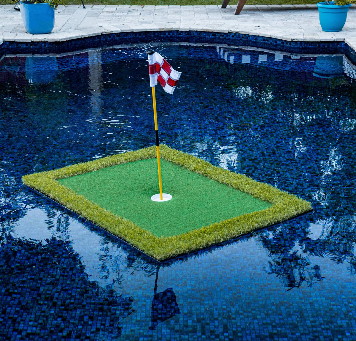 Golf Practice Mat Floating Regulation Cup Balls & Flag