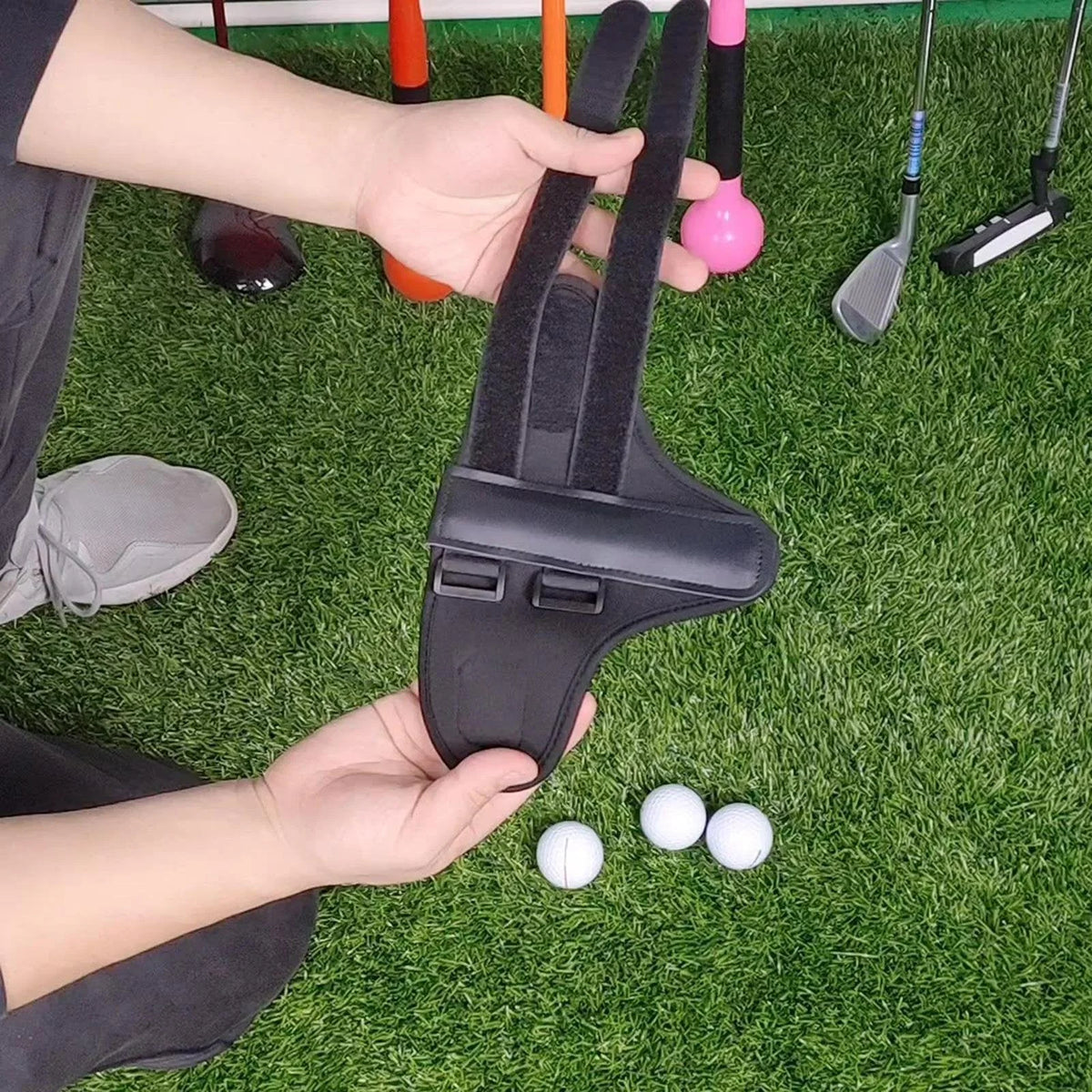 Golf Wrist Trainer Alignment Corrector & Adjustable Strap
