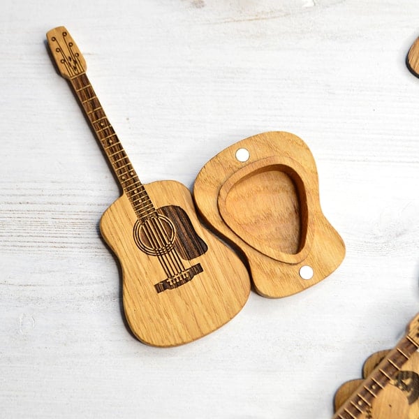 Guitar Pick Box Engraved Oak Holds 3 Picks