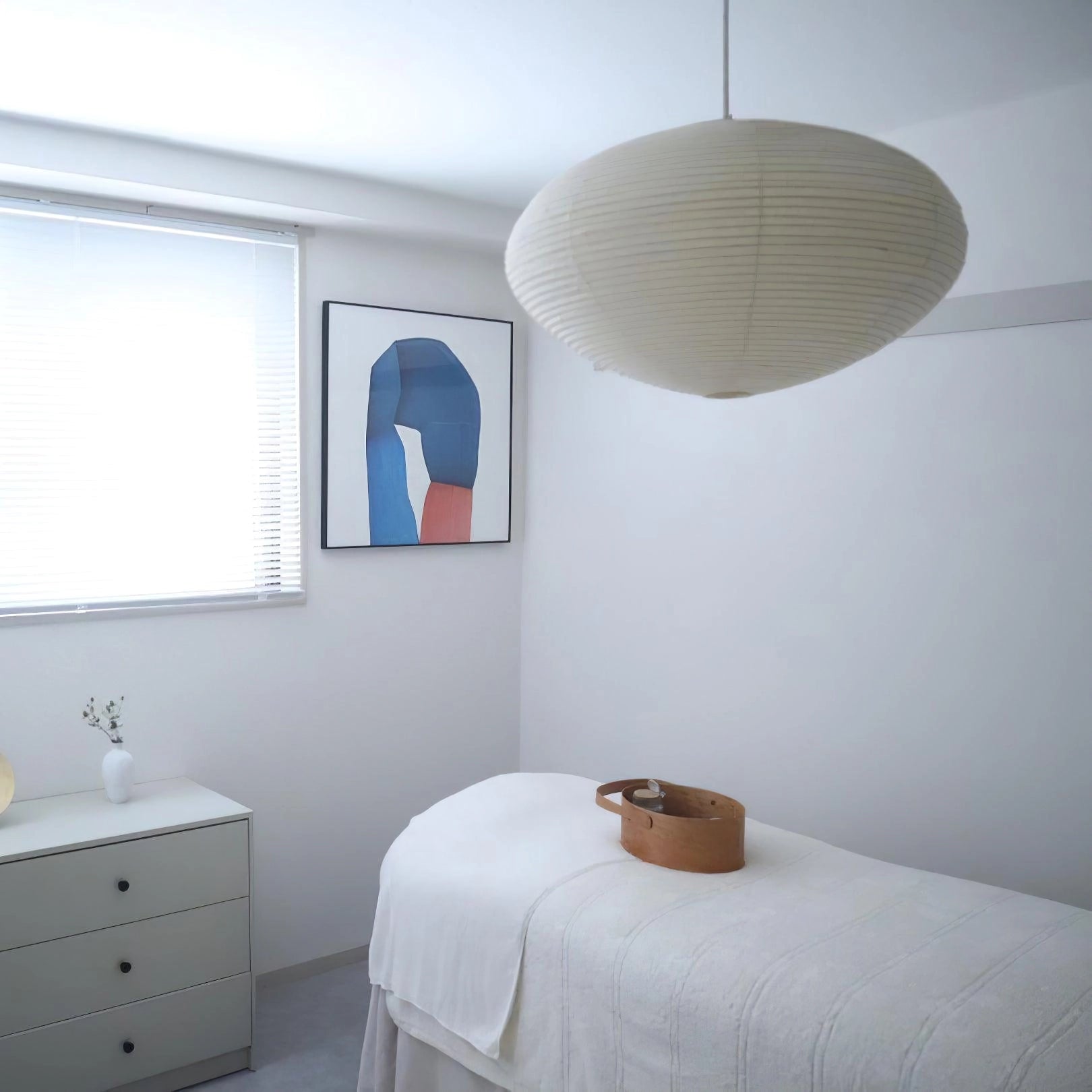 Hand-Bonded Glare-Free Mulberry Paper Pendant Light (Adjustable Height)