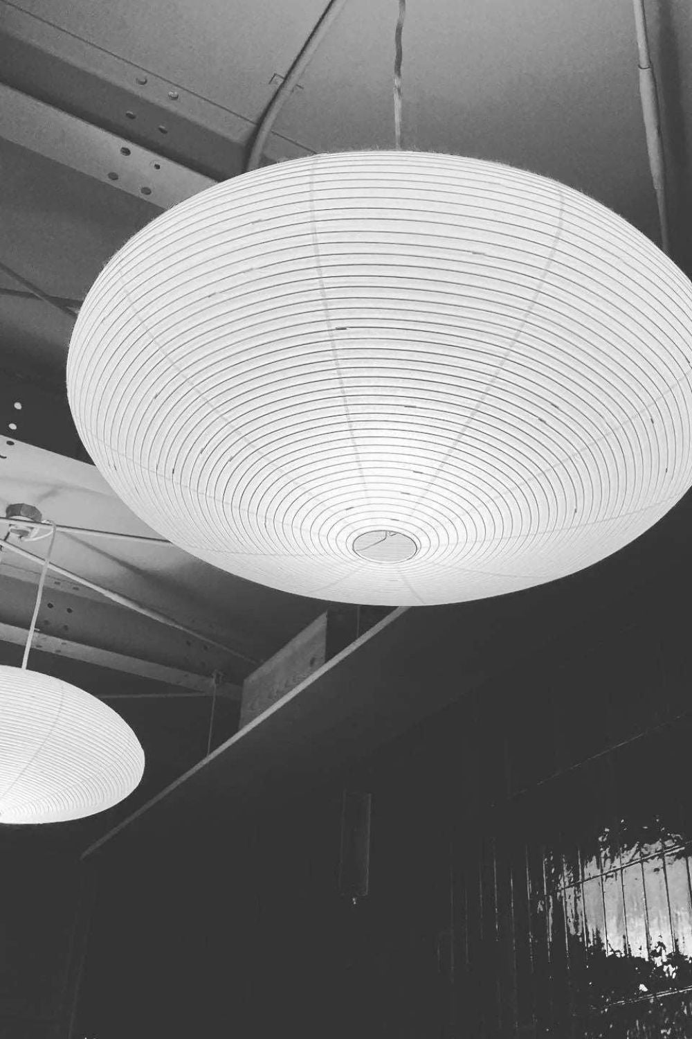Hand-Bonded Glare-Free Mulberry Paper Pendant Light (Adjustable Height)