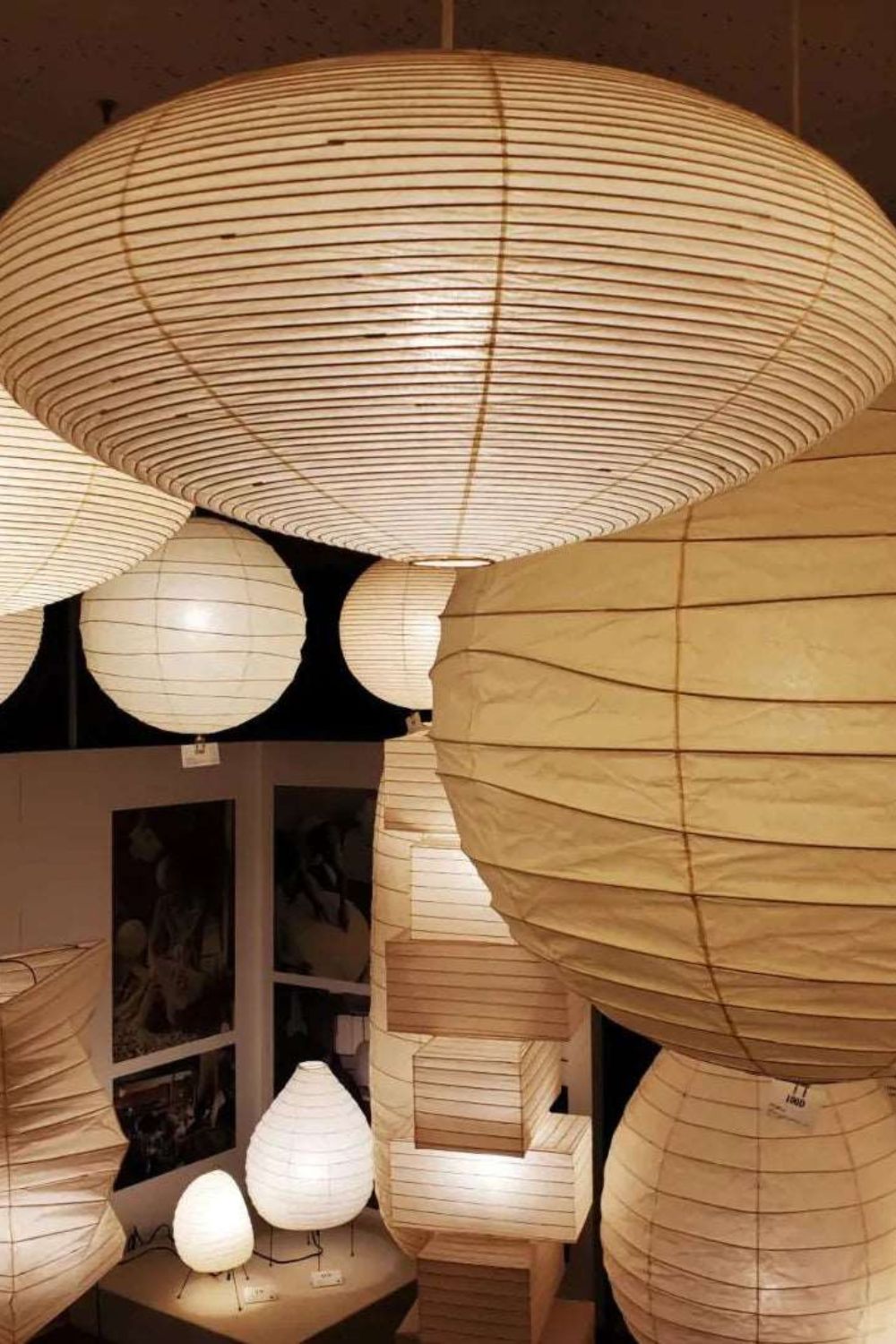Hand-Bonded Glare-Free Mulberry Paper Pendant Light (Adjustable Height)