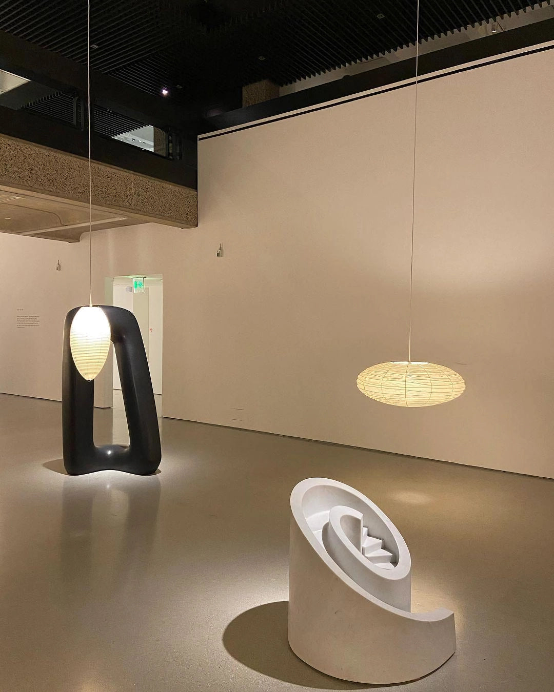 Hand-Bonded Glare-Free Mulberry Paper Pendant Light (Adjustable Height)