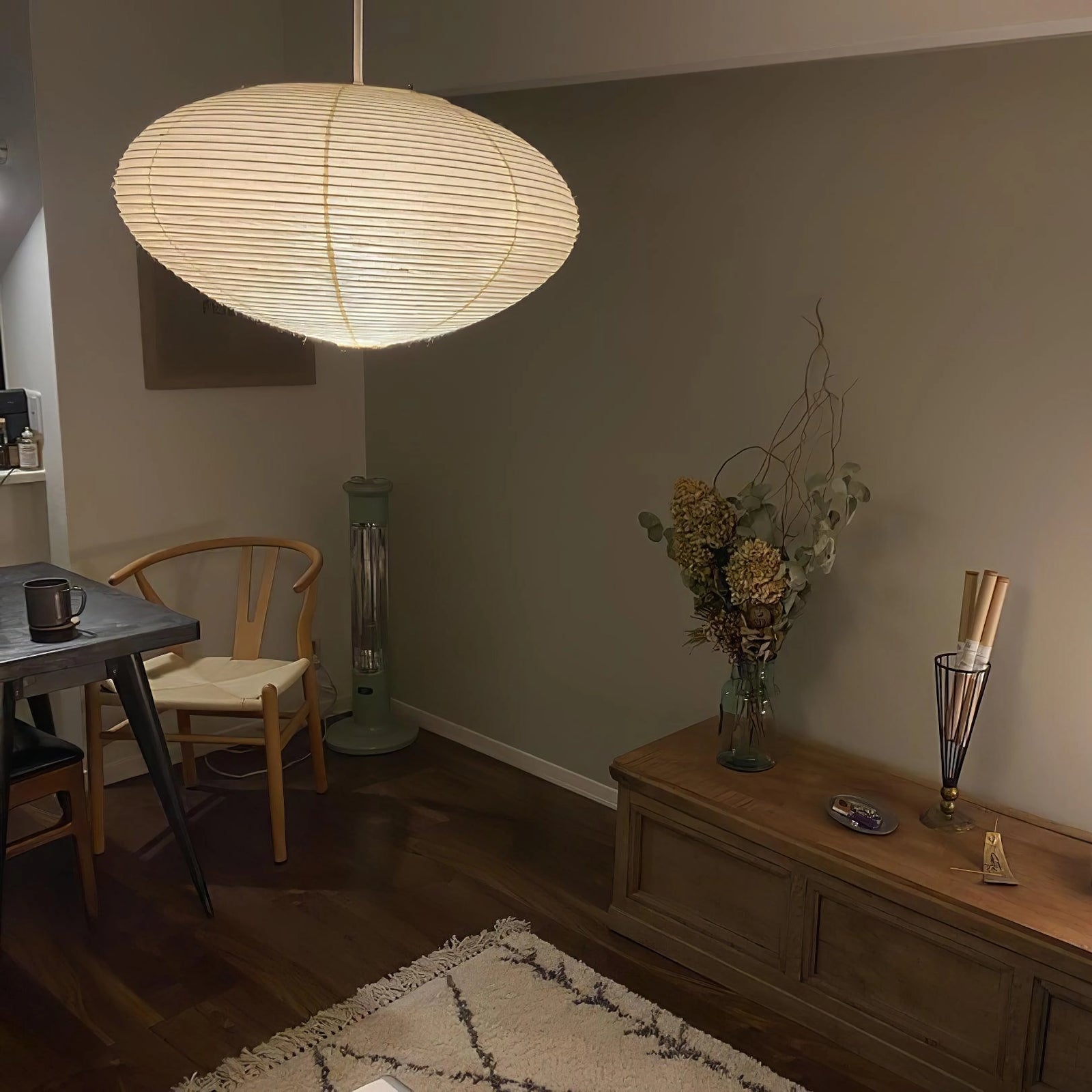 Hand-Bonded Glare-Free Mulberry Paper Pendant Light (Adjustable Height)