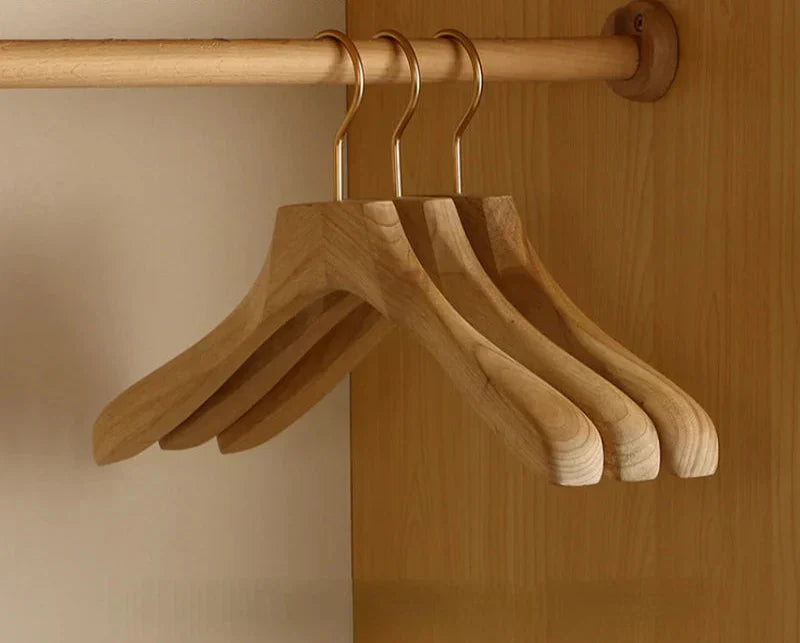 Hangers Cedar Wood Wide Shoulders Set of 2