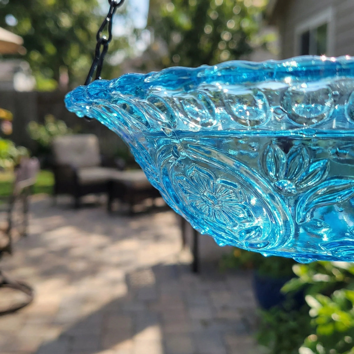 Hanging Birdbath Fountain Solar-Powered Two-Level Glass Bowl & Metal Chain