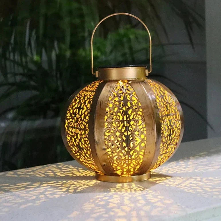 Hanging Lantern Solar Dusk Sensor & Warm LED