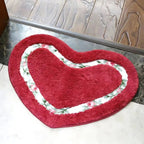Heart-Shaped Tufted Floral Microfiber Bath Mat (Non-Slip Base)