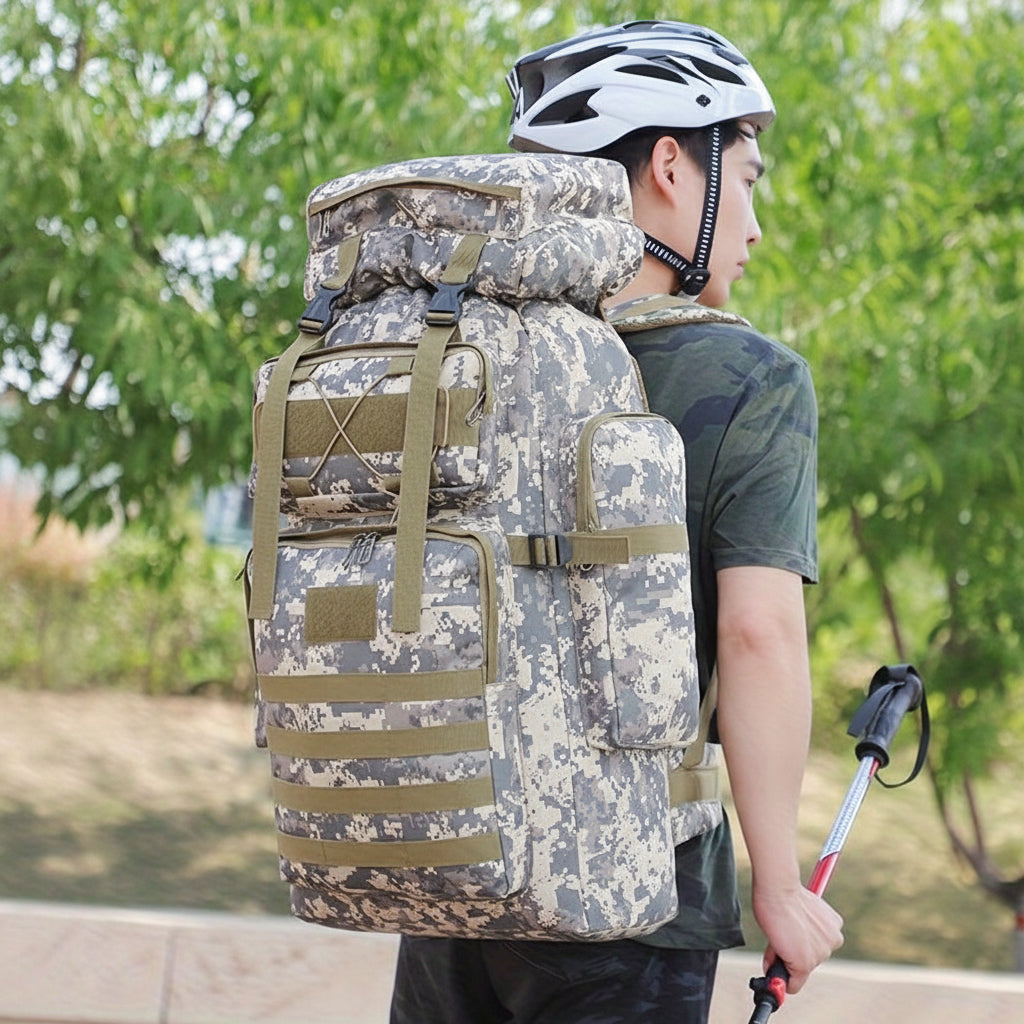 Hiking Backpack 40L Durable Fabric Comfortable Fit