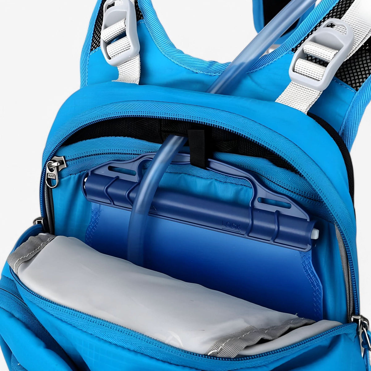 Hiking Backpack Water-Repellent Nylon 20L Ergonomic Fit