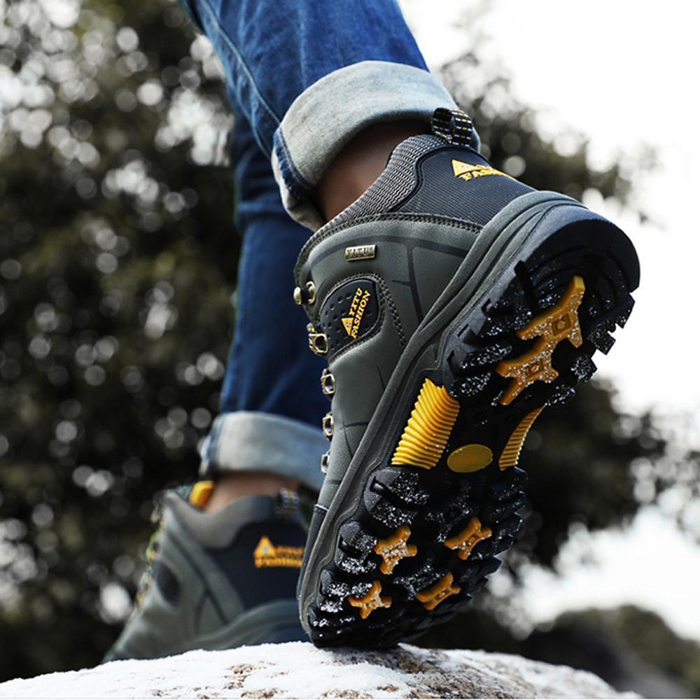 Hiking Boots Waterproof & Fleece-Lined Non-Slip Rubber Sole