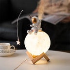 Humidifier & Night Light Astronaut Resin Wood USB