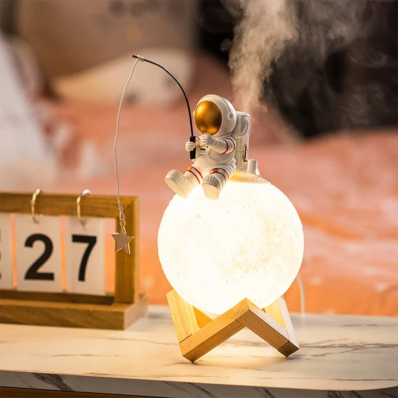 Humidifier & Night Light Astronaut Resin Wood USB