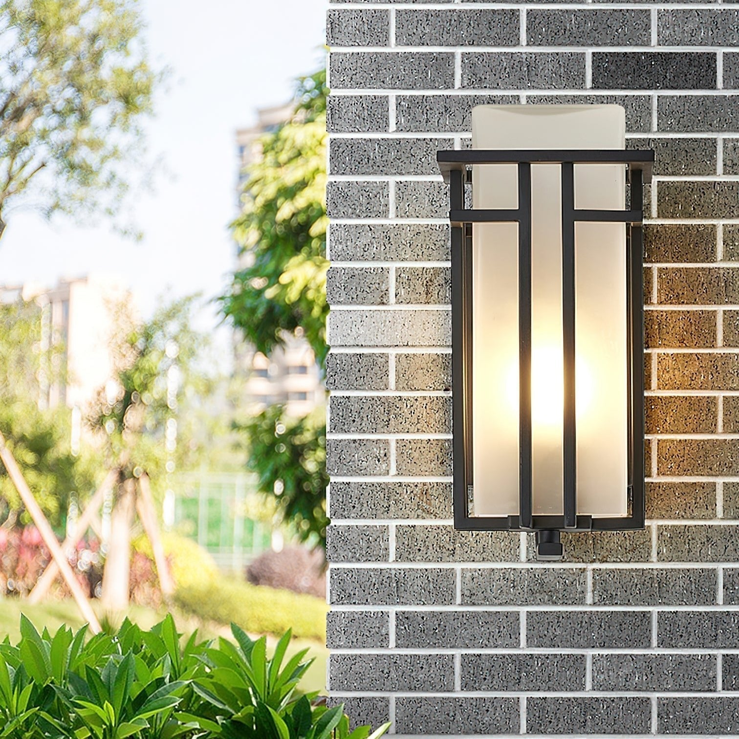 IP65 Weatherproof Premium Iron Outdoor Wall Light