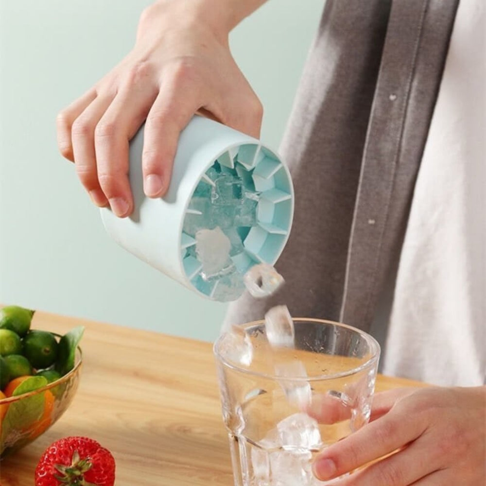 Ice Cube Maker Portable Silicone Freeze & Squeeze