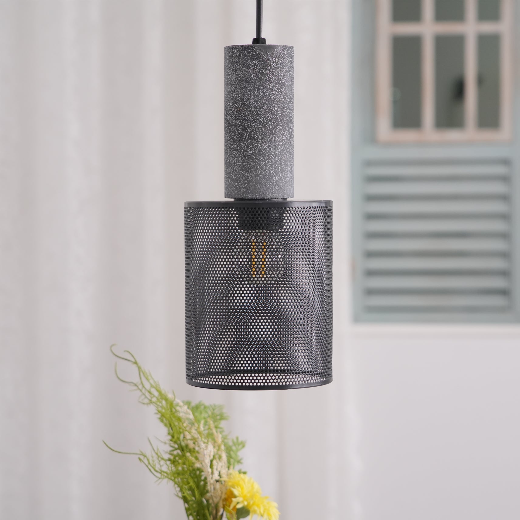 Industrial Concrete & Metal Pendant Light (E26/E27 Compatible)