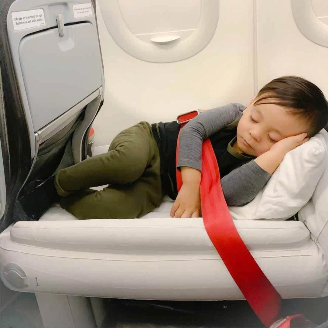 Inflatable Kids Travel Bed Quick-Inflate Includes Carry Bag