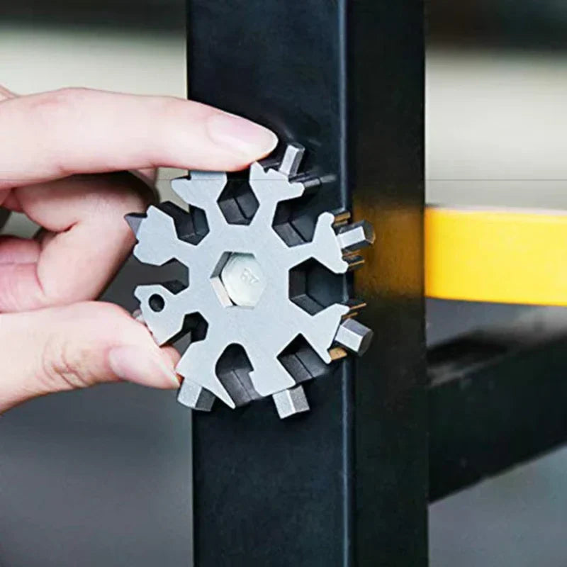 Keychain Multitool 18-in-1 Snowflake Wrenches & Screwdrivers