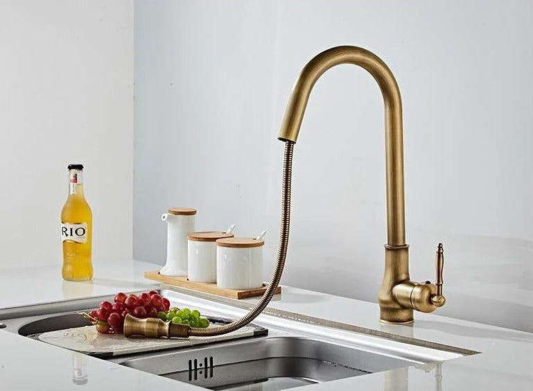 Kitchen Faucet Pull-Out Sprayer 360° Swivel Ceramic Disc Valve