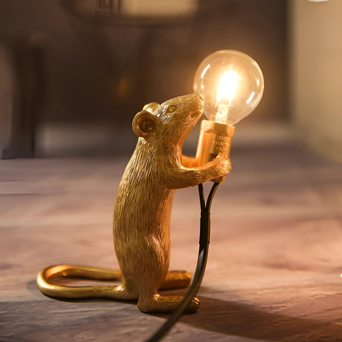 Lamp Animal-Shaped Gold Finish