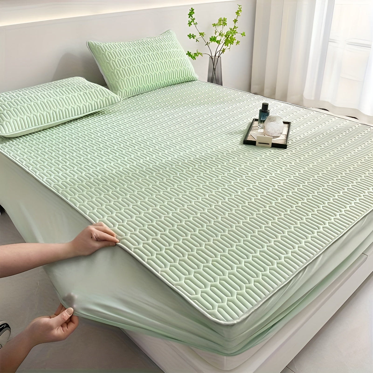 Latex Mattress Topper Set Cooling & Pressure-Relieving Includes Pillowcases