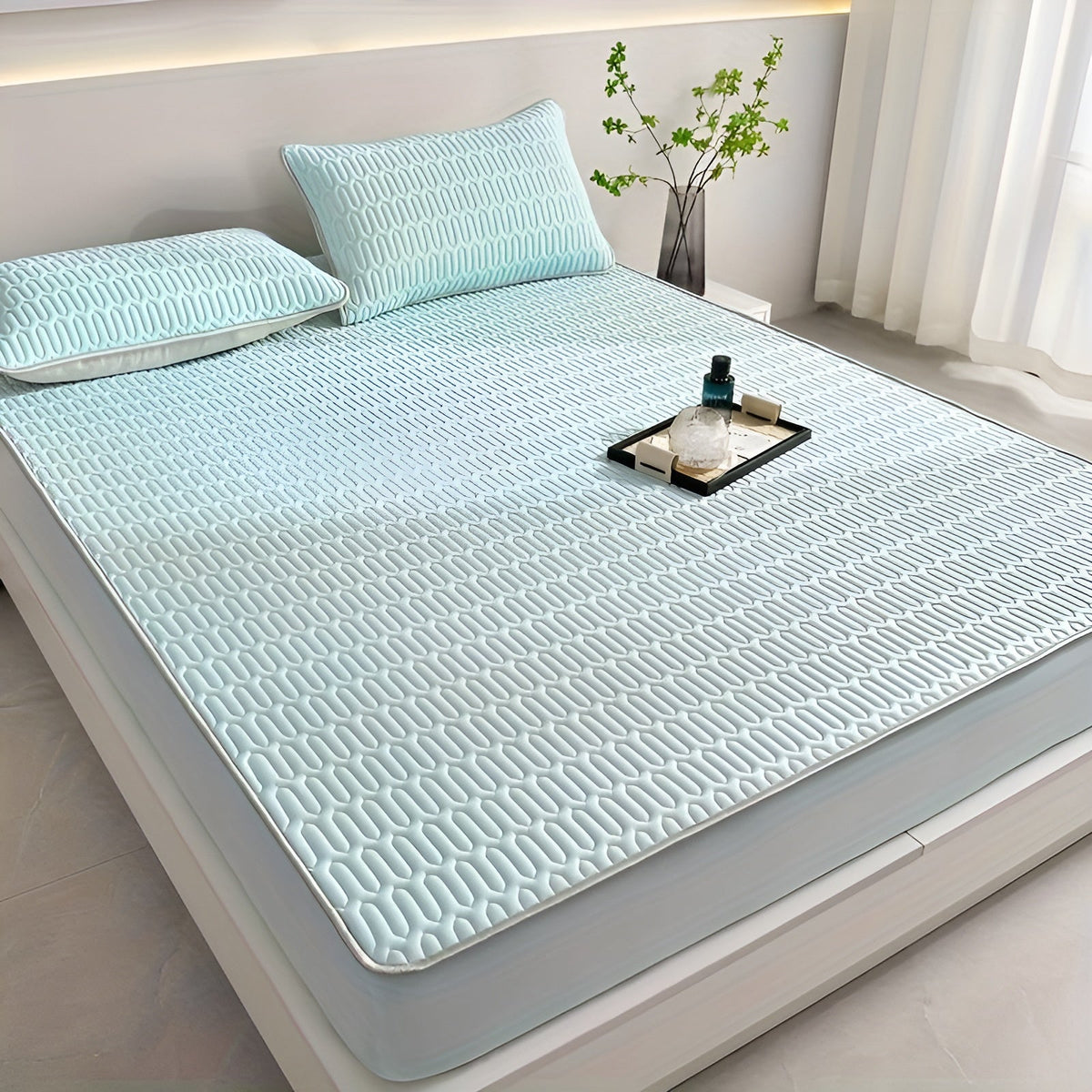 Latex Mattress Topper Set Cooling & Pressure-Relieving Includes Pillowcases