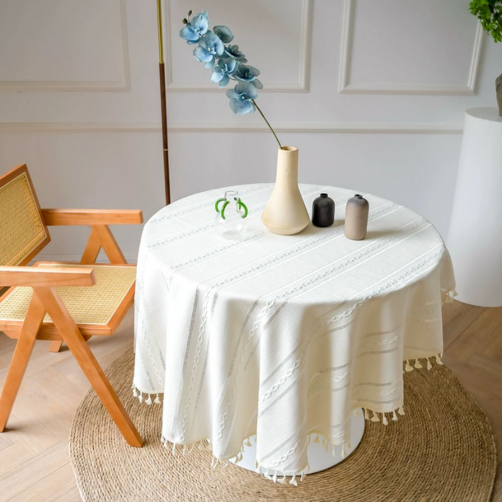 Leaf-Embroidered Microfiber Round Tablecloth (55 in)