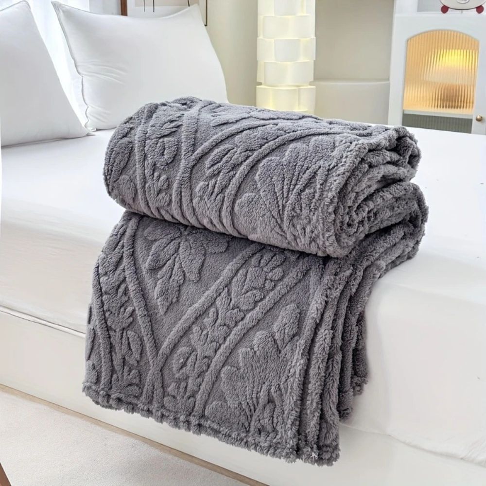 Lightweight Microfiber Jacquard Fleece Blanket (Machine Washable)