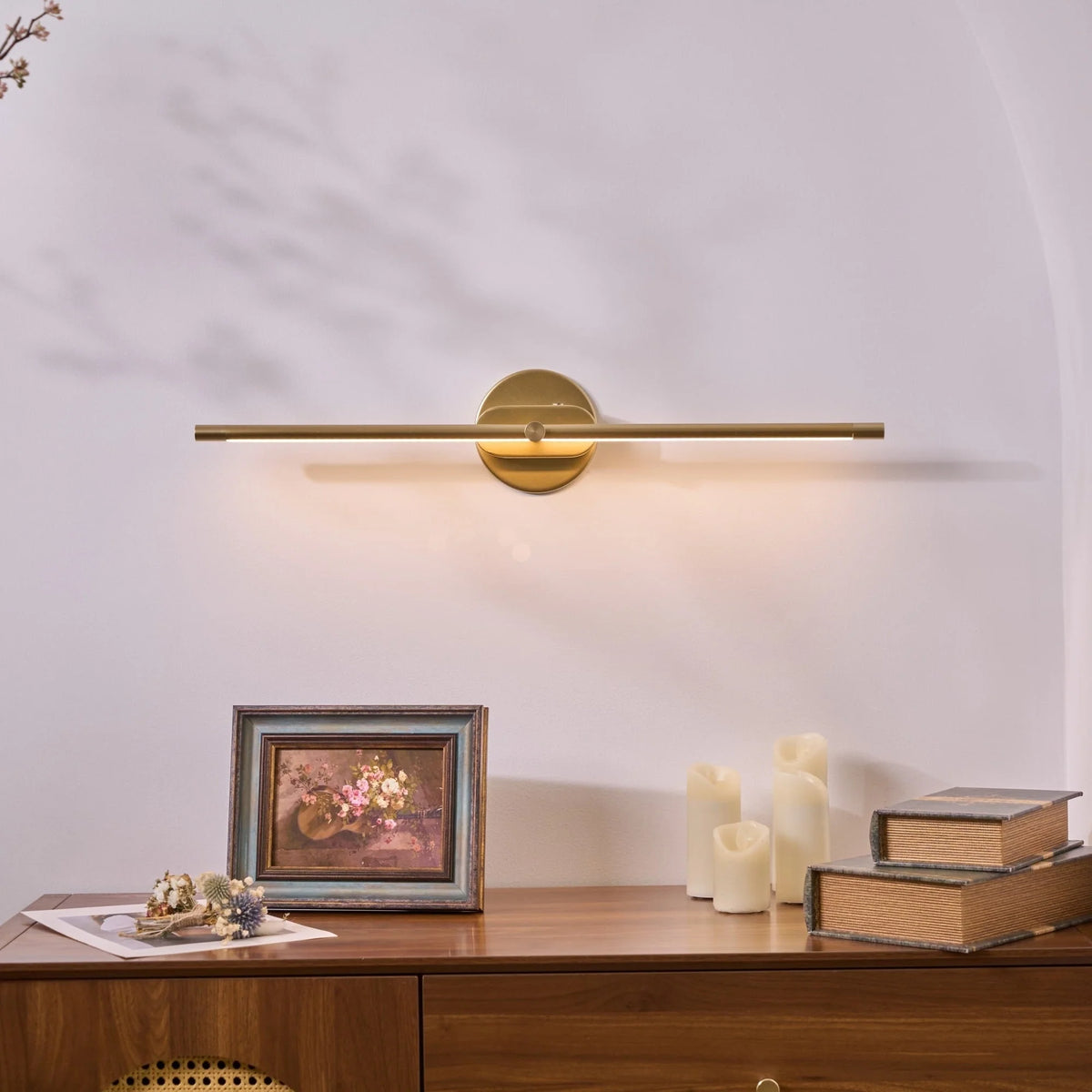Linear Wall Sconce Battery-Powered Pivoting Warm White LED