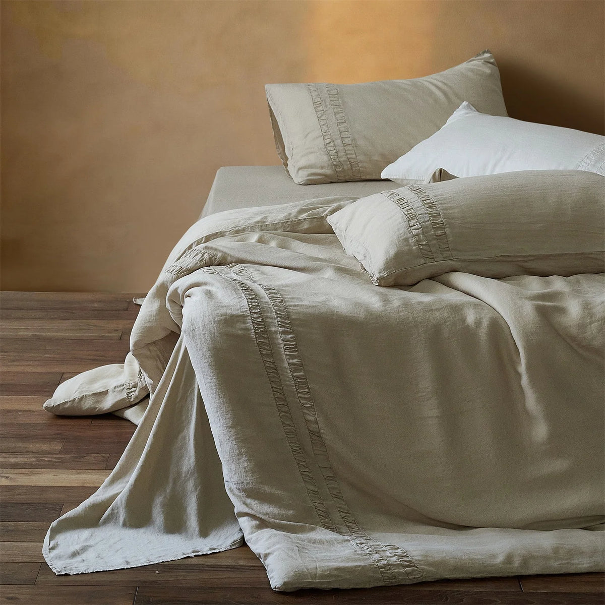 Linen Bedding Set Stonewashed Ruffle Trim Duvet & Pillowcases