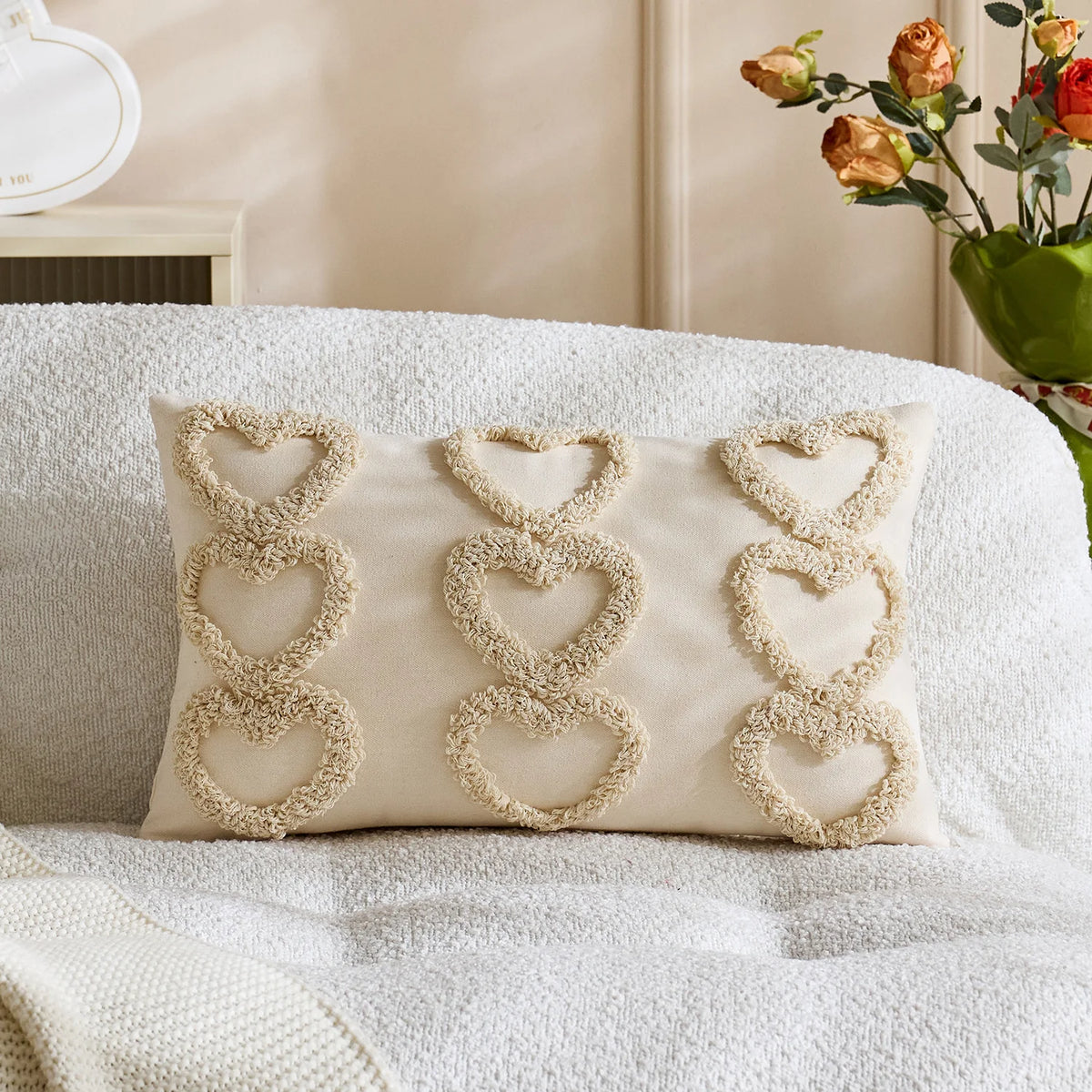 Lumbar Pillow Cover Tufted Heart Design Cotton-Linen Hidden Zipper