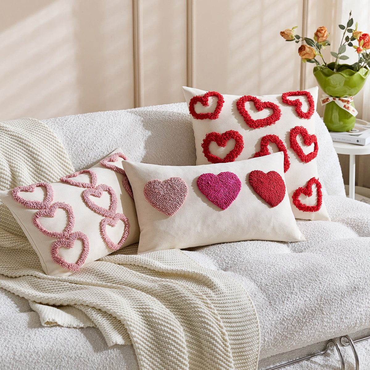 Lumbar Pillow Cover Tufted Heart Design Cotton-Linen Hidden Zipper