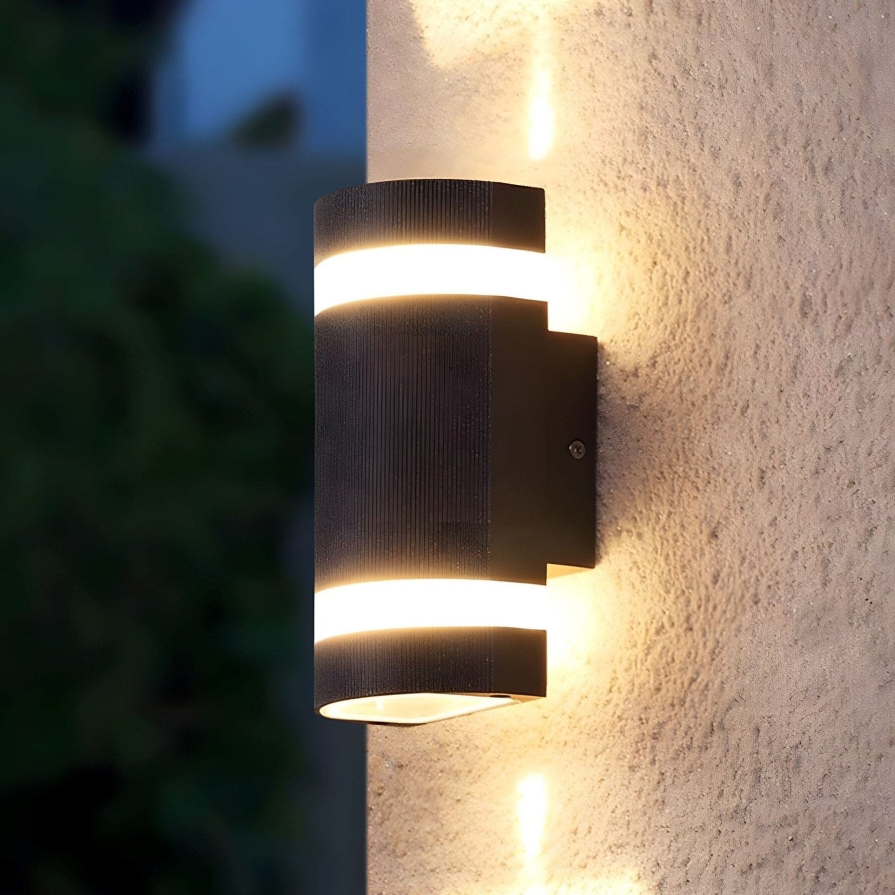 Matte Black Aluminum IP65 Dimmable LED Outdoor Wall Light