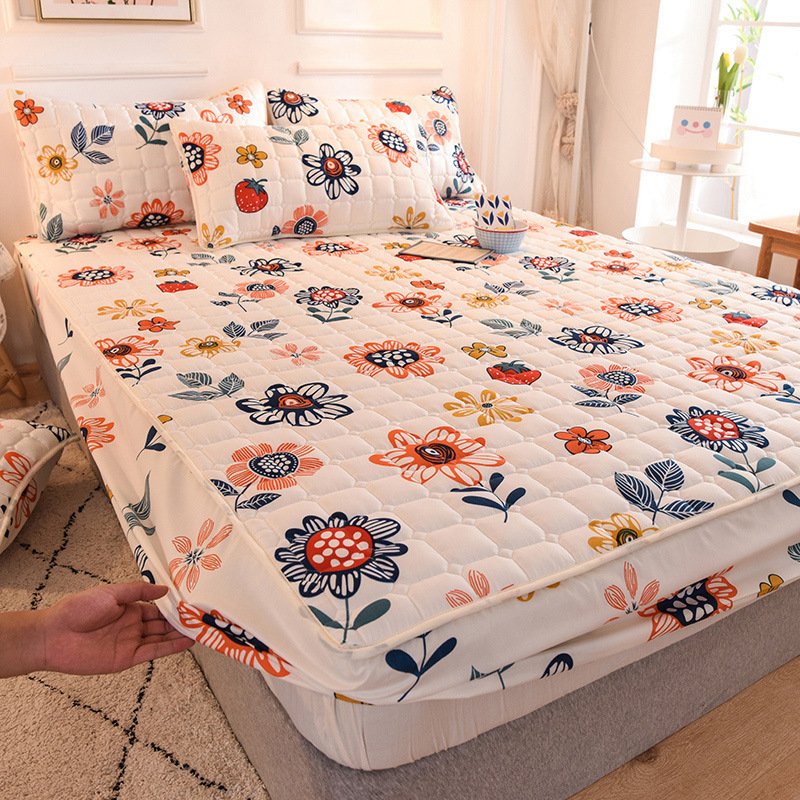Mattress Protector Breathable Silk Microfiber Machine Washable