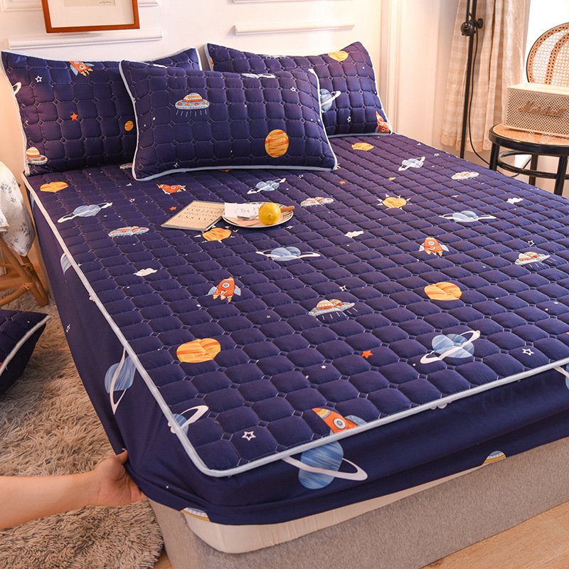 Mattress Protector Breathable Silk Microfiber Machine Washable