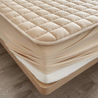 Mattress Protector Waterproof & Breathable Machine-Washable