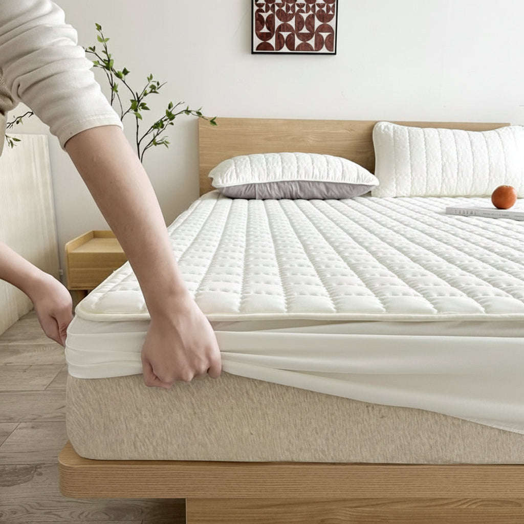 Mattress Protector Waterproof & Breathable Machine-Washable
